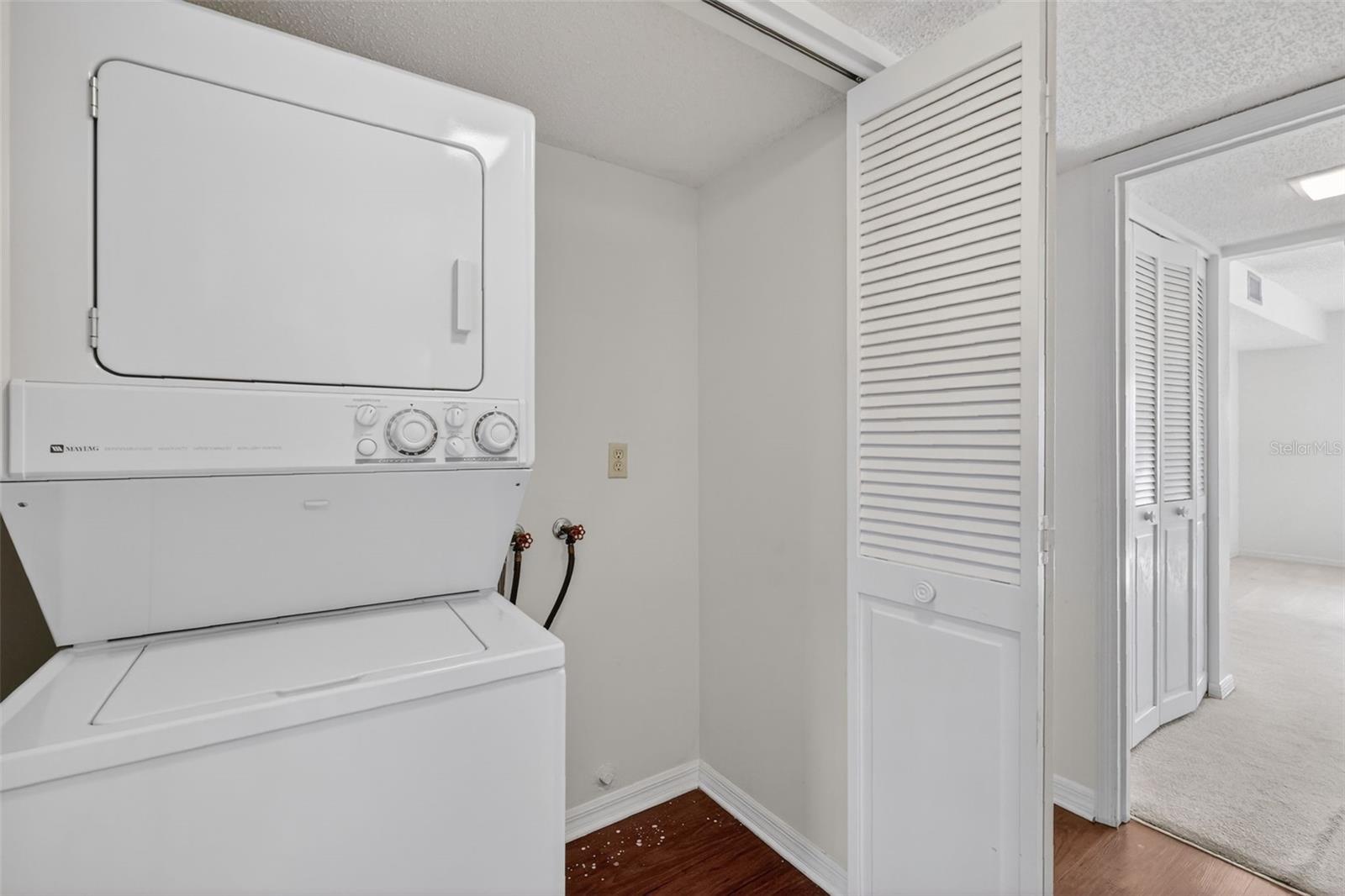 110 N TREMAIN ST #105, MOUNT DORA, FL — photo 65