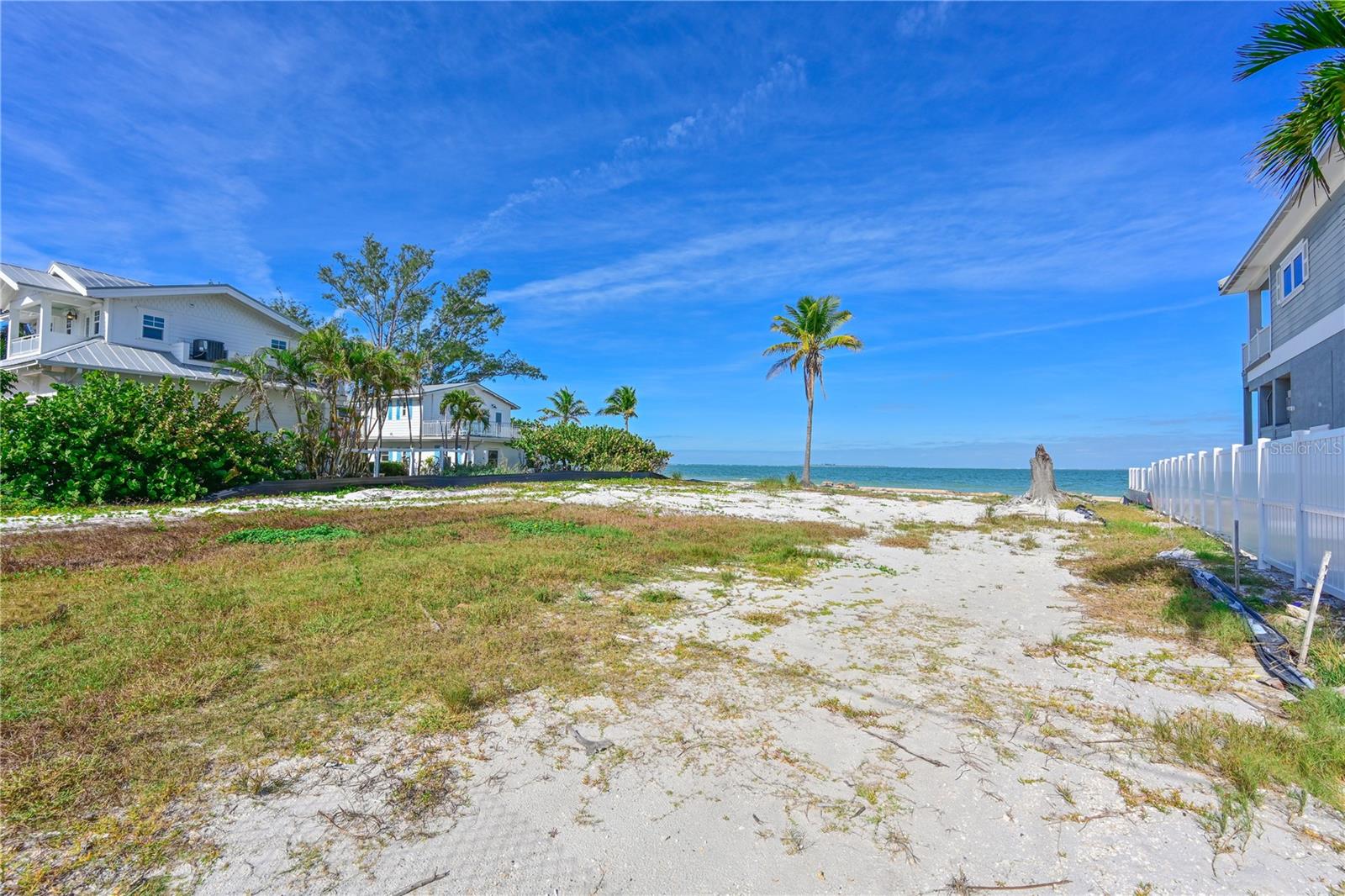 839 N SHORE DR, ANNA MARIA, FL