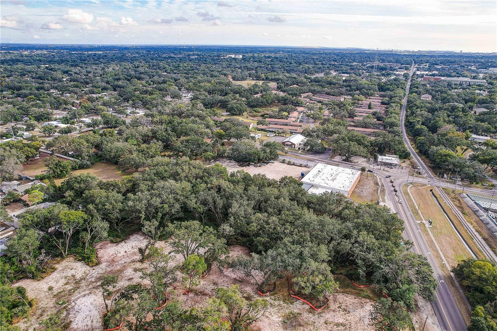 6905 & 6907 ROWLETT PARK DR, TAMPA, FL — photo 26