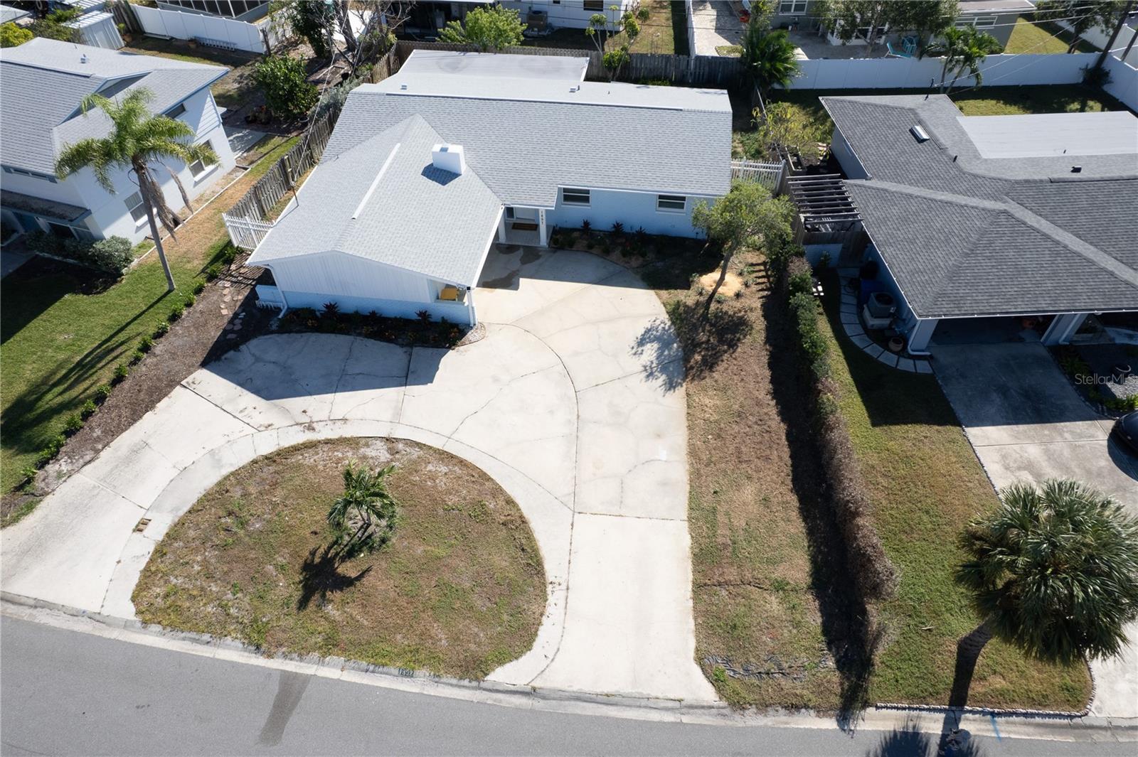 1897 DOLPHIN BLVD S, ST PETERSBURG, FL — photo 31
