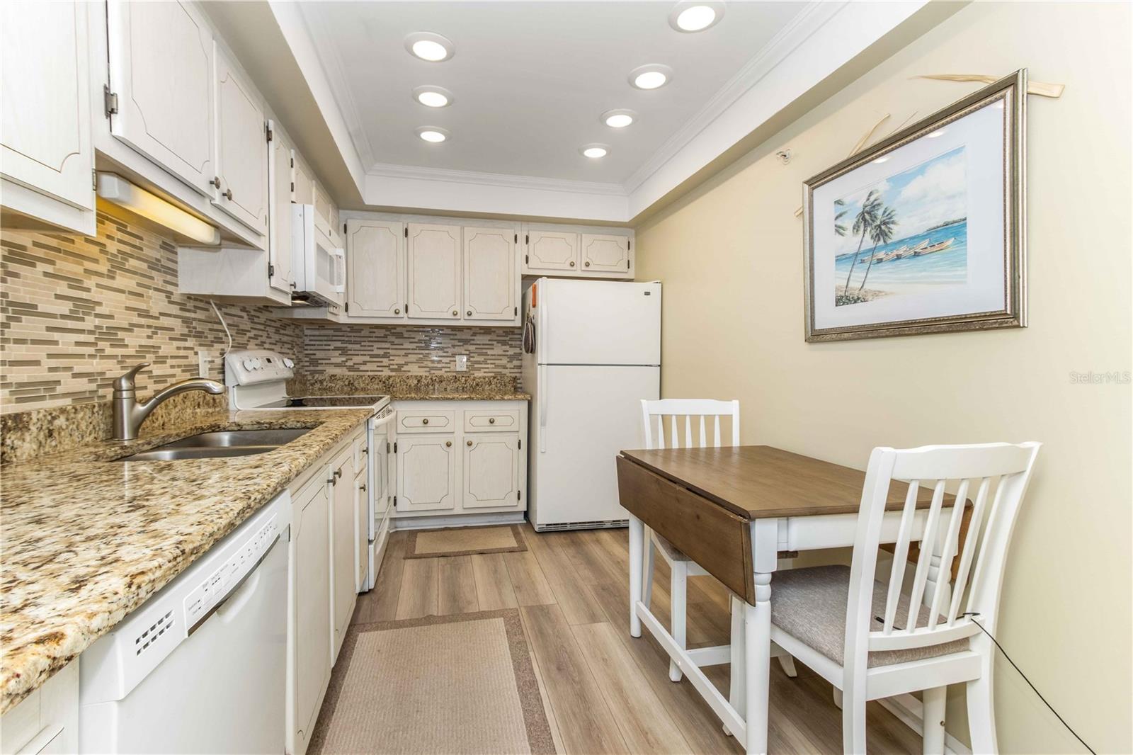 255 DOLPHIN PT #803, CLEARWATER BEACH, FL — photo 8