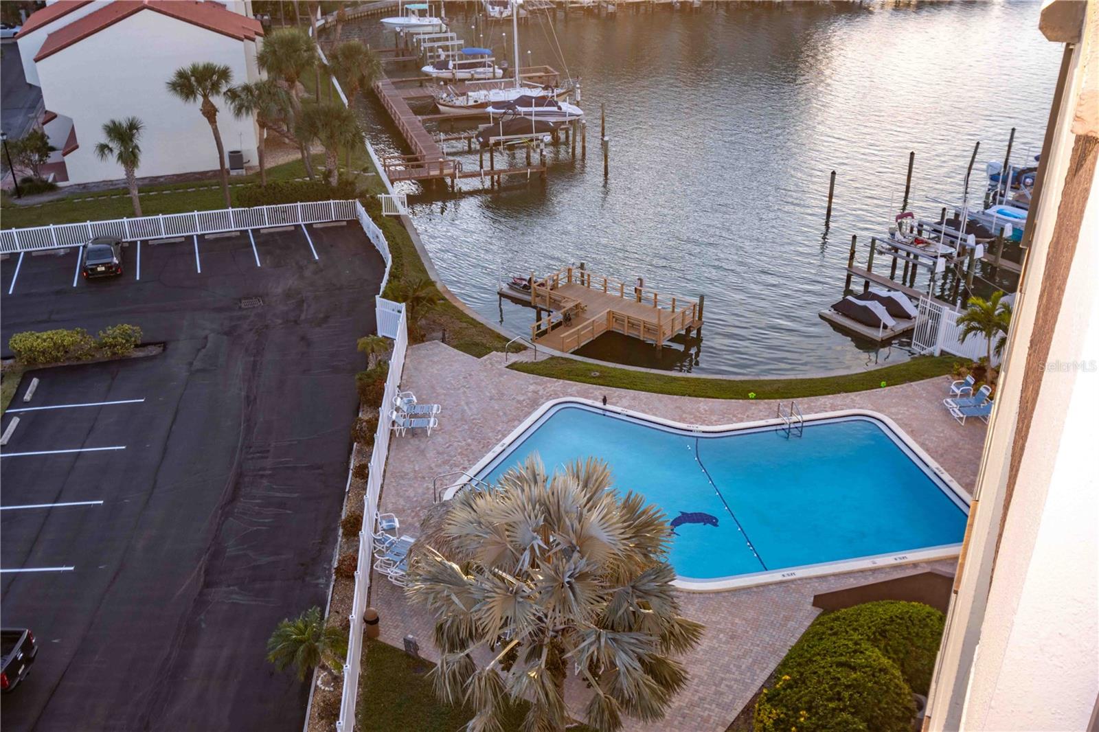 255 DOLPHIN PT #803, CLEARWATER BEACH, FL — photo 20