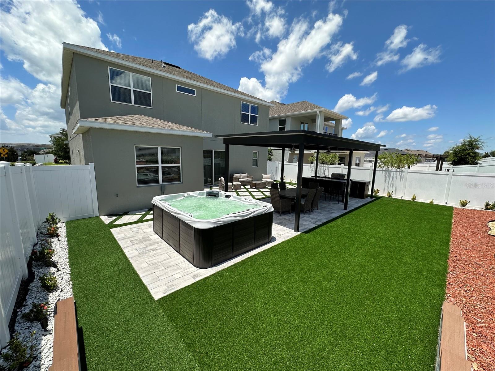 2403 BISCOTTO CIR, DAVENPORT, FL — photo 56