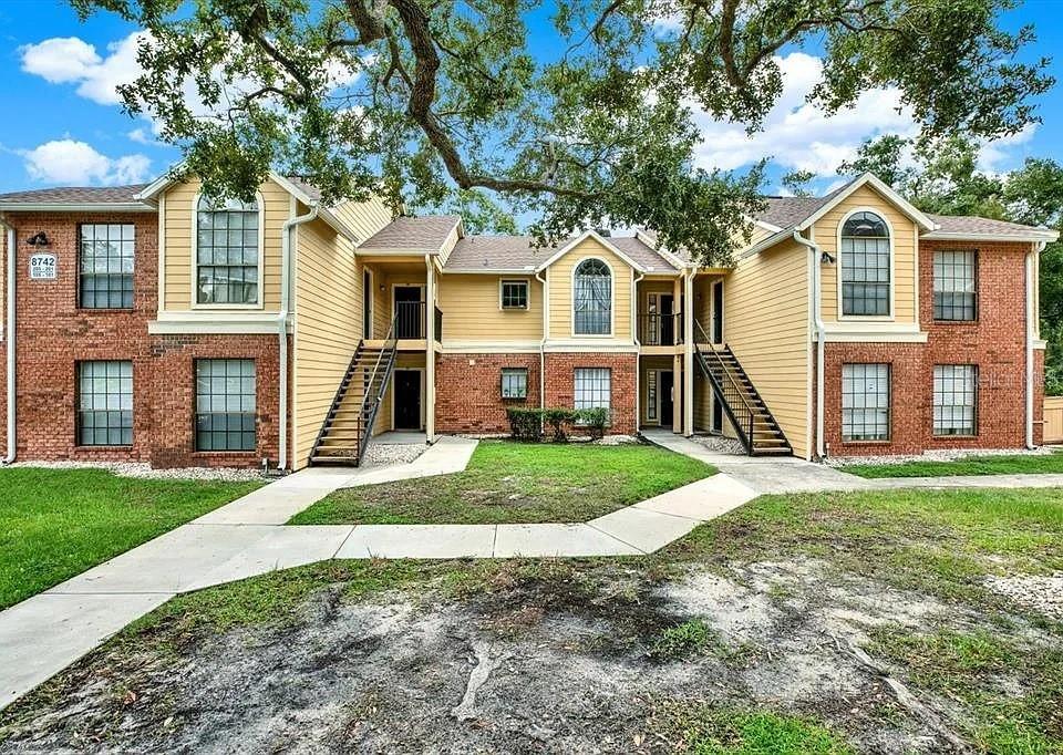 8625 MALLARD RESERVE DR #204, TAMPA, FL