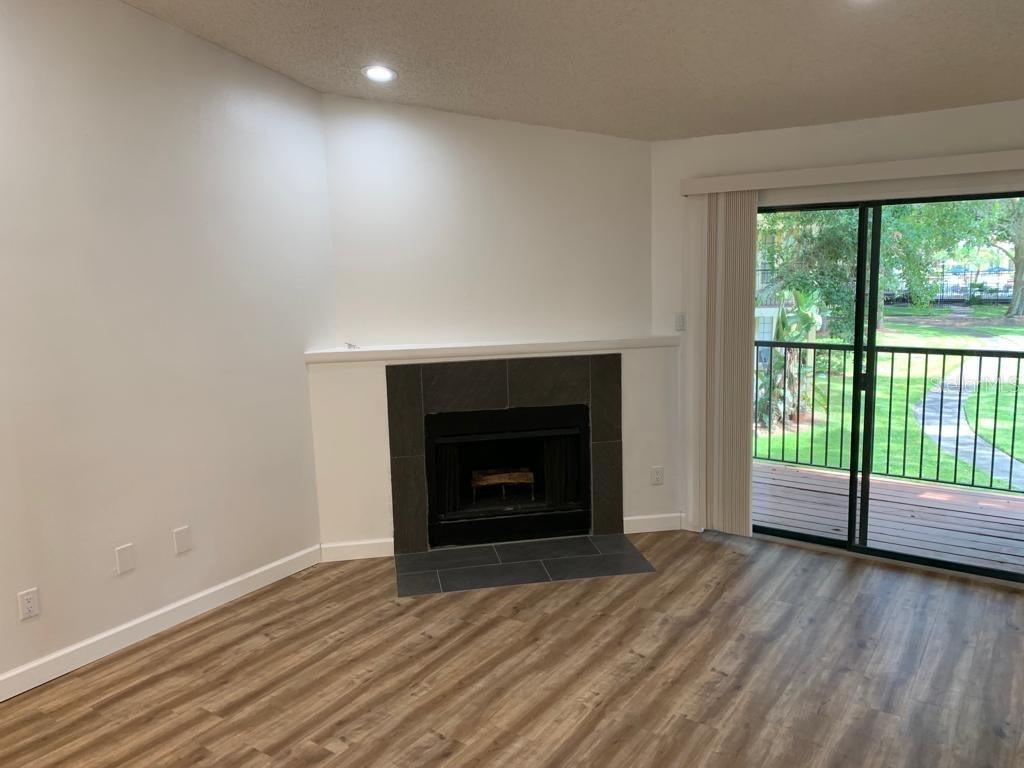 8625 MALLARD RESERVE DR #204, TAMPA, FL — photo 3