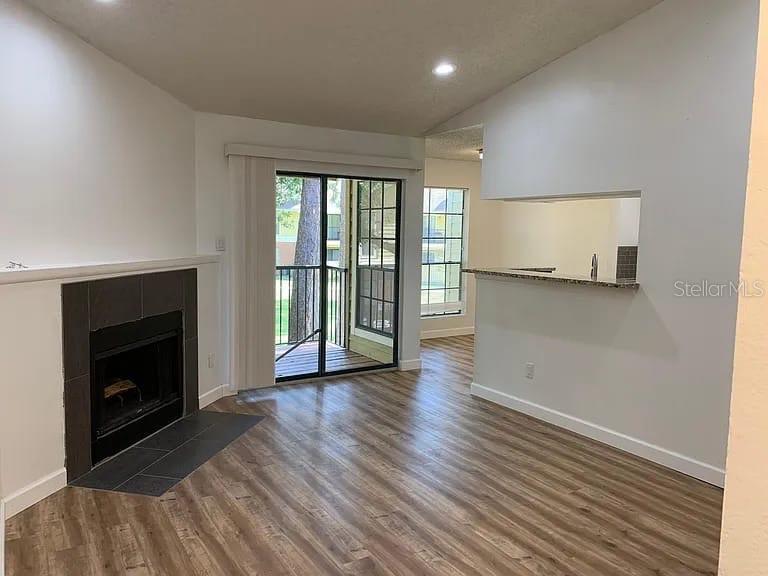8625 MALLARD RESERVE DR #204, TAMPA, FL — photo 5