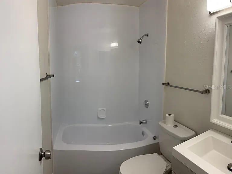 8625 MALLARD RESERVE DR #204, TAMPA, FL — photo 16