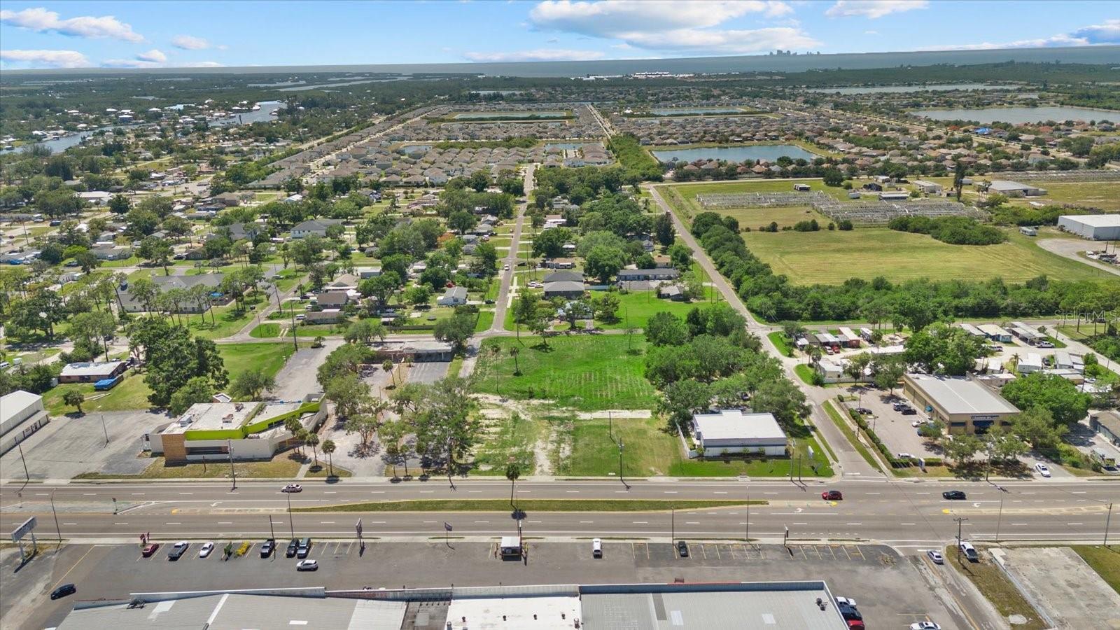 610 N US HIGHWAY 41, RUSKIN, FL — photo 11