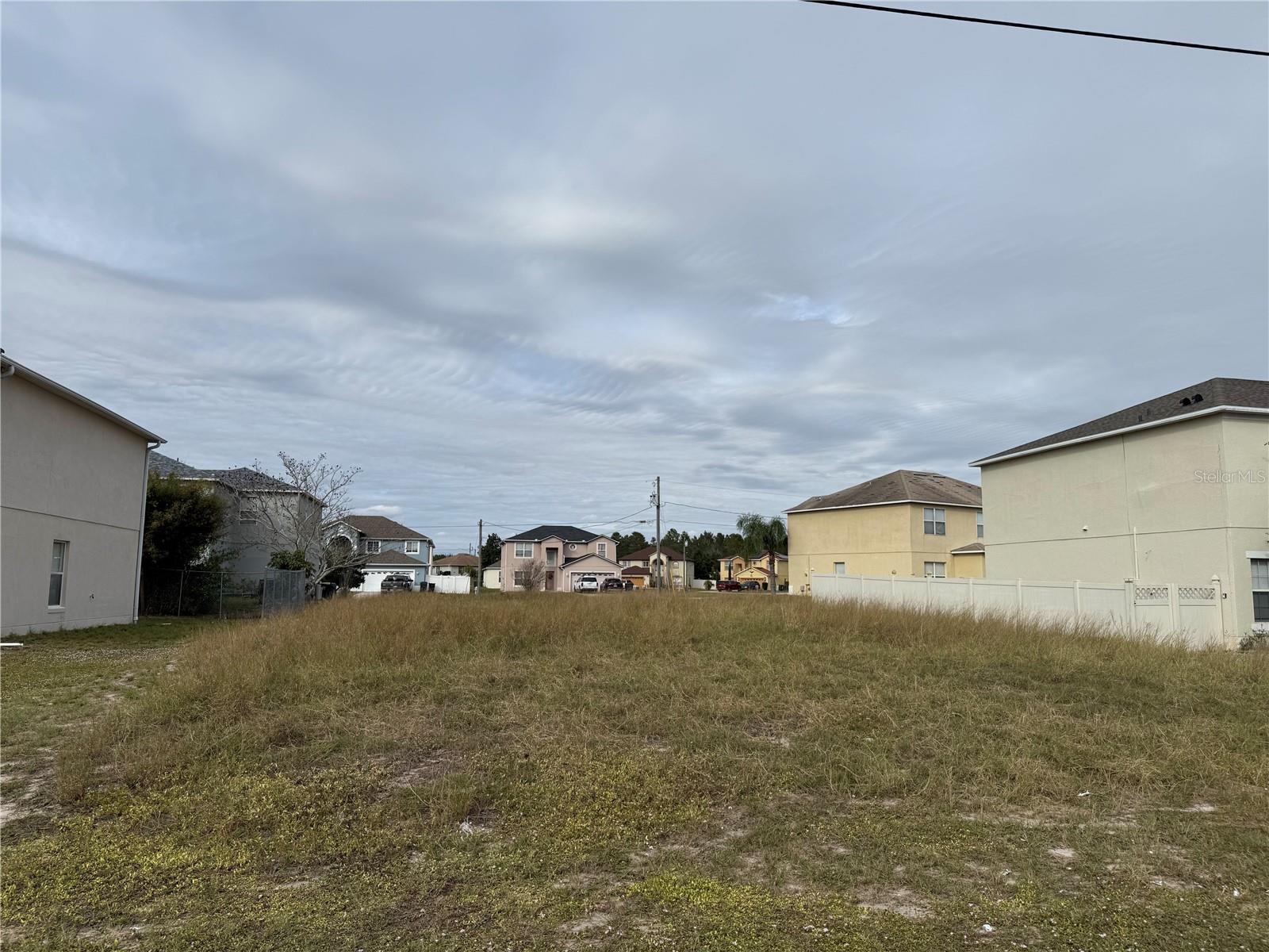 129 BIG BLACK DR, KISSIMMEE, FL — photo 2
