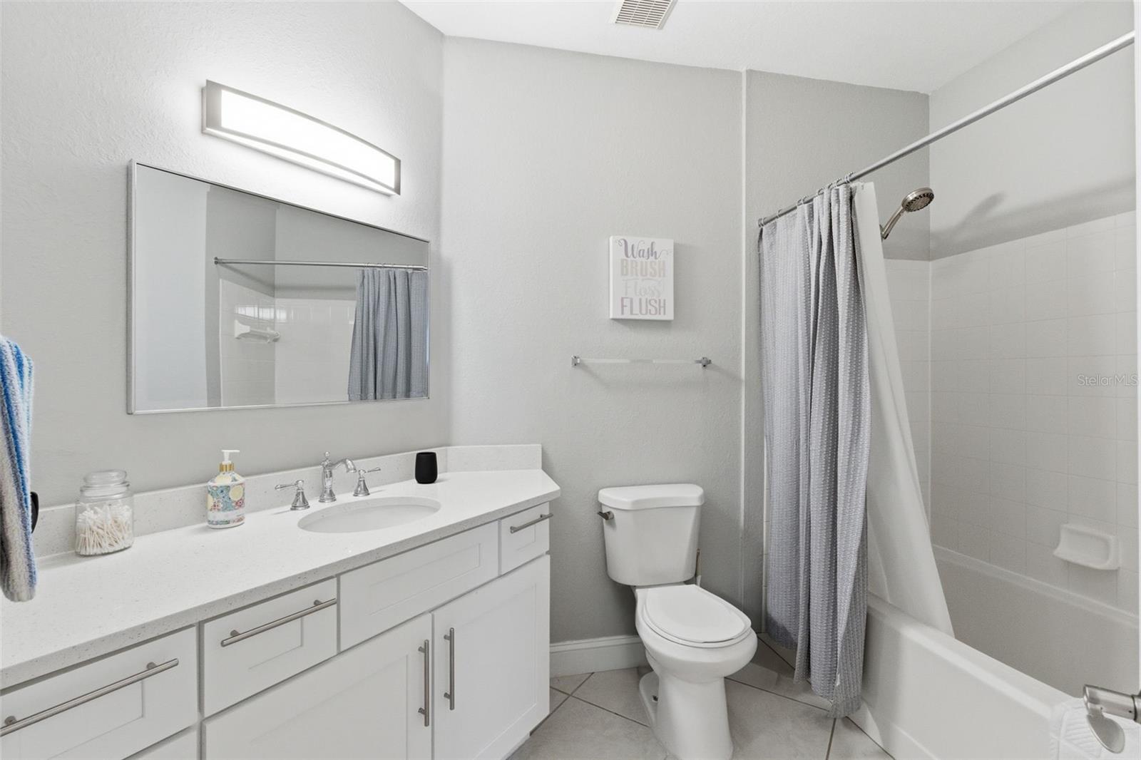 4345 BAYSIDE VILLAGE DR #302, TAMPA, FL — photo 32