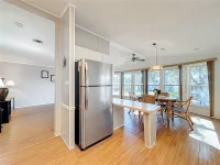 805 CAMELIA CT — photo 20