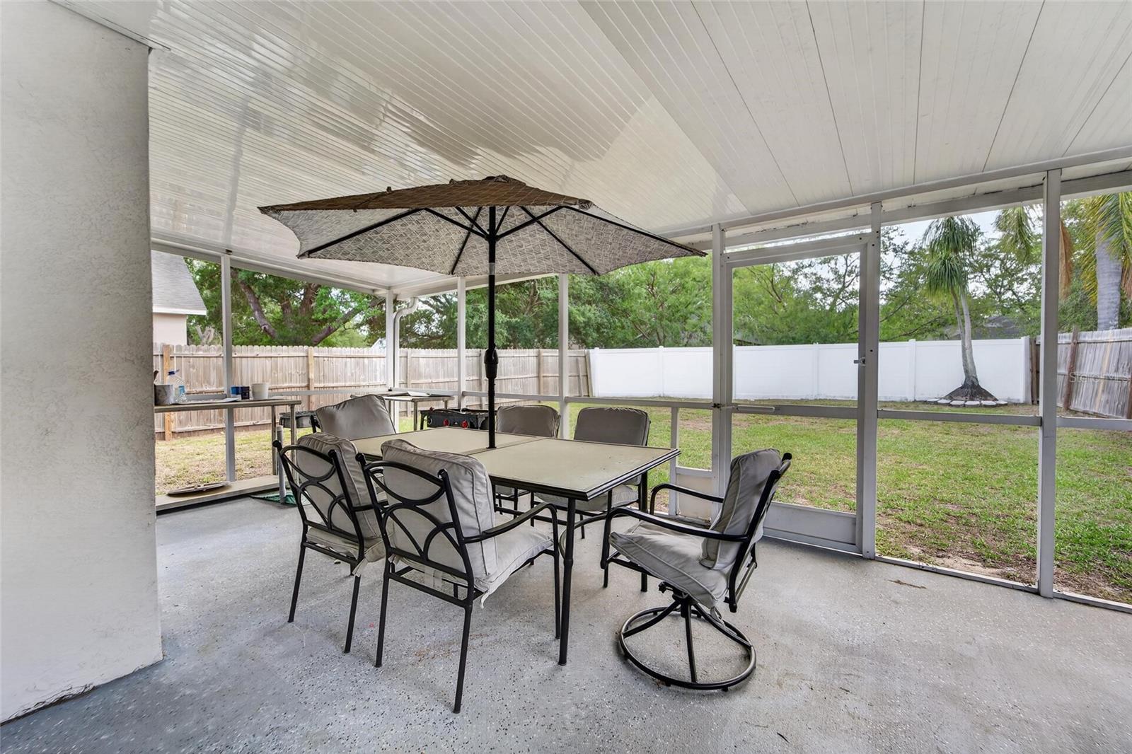 618 SOMERSTONE DR, VALRICO, FL — photo 46