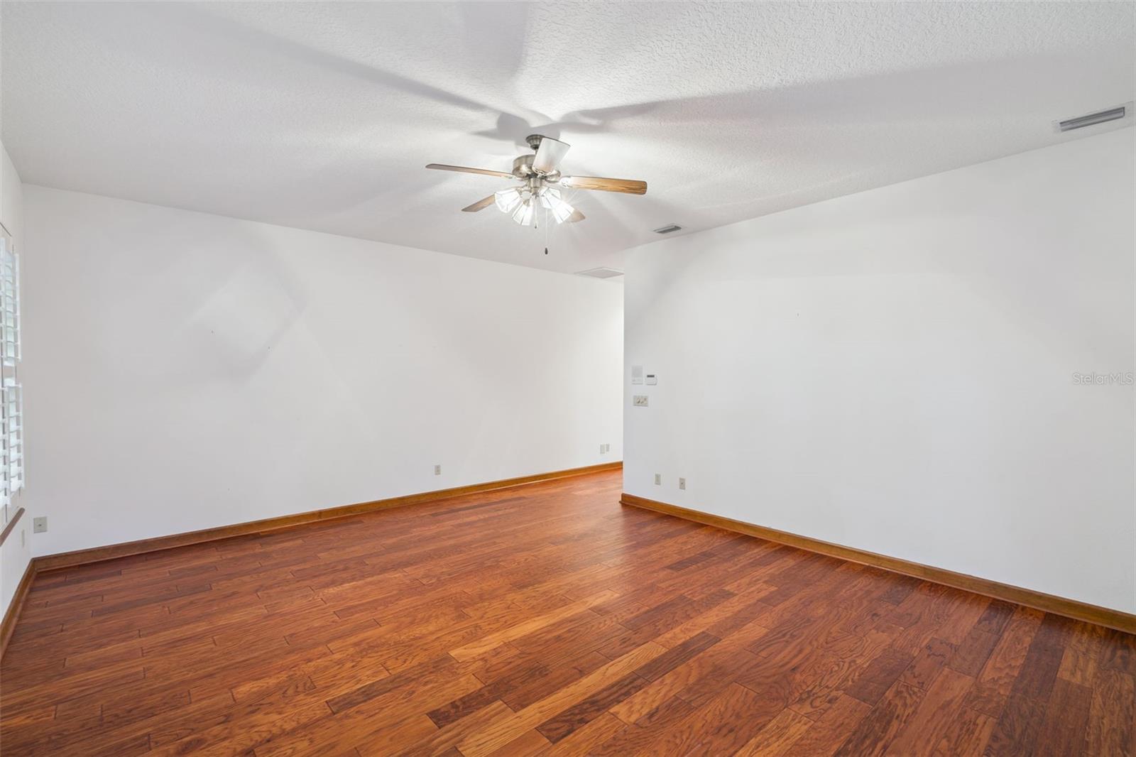 8516 FIRESTONE CIR, CLERMONT, FL — photo 32