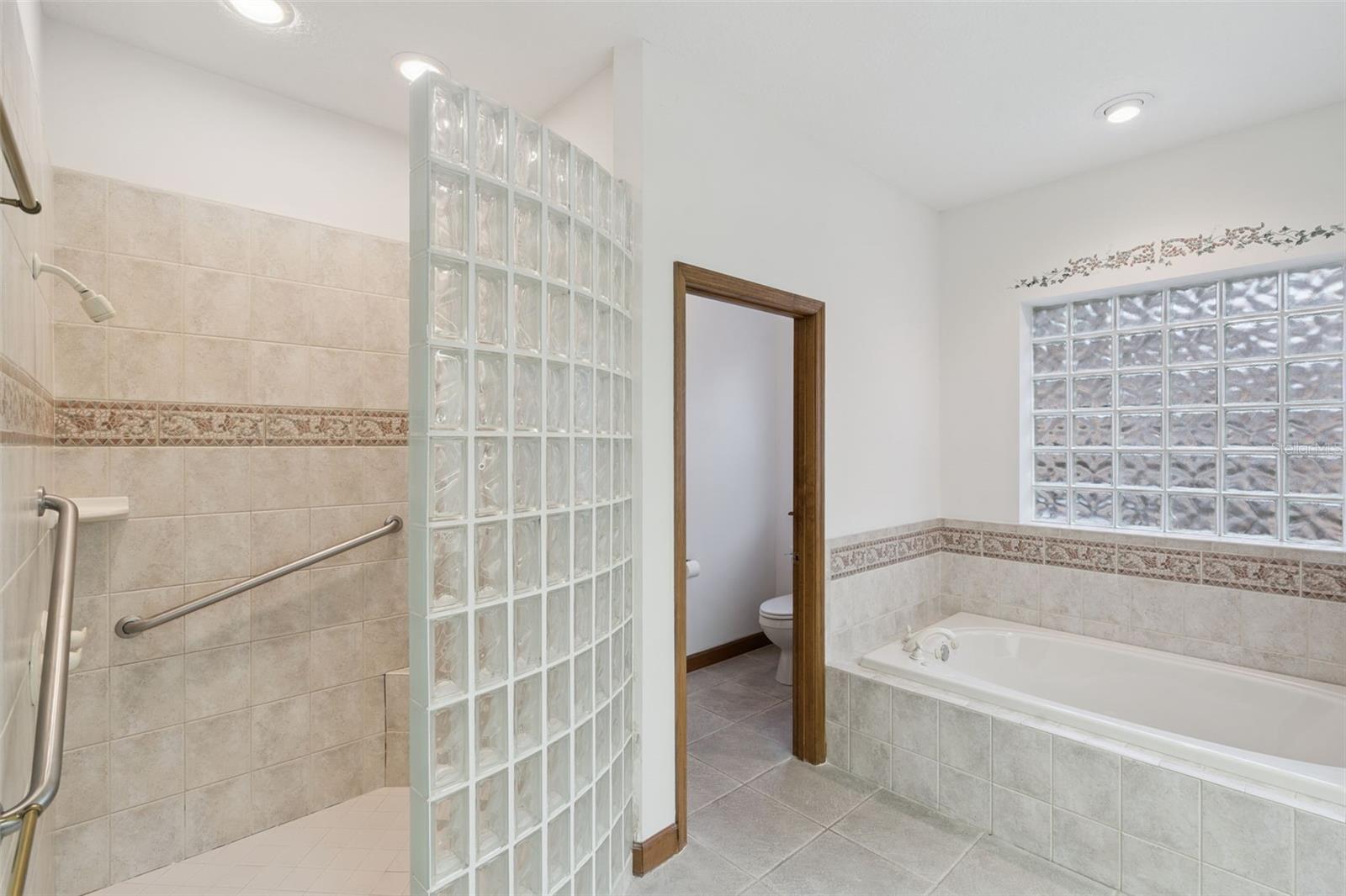 8516 FIRESTONE CIR, CLERMONT, FL — photo 37