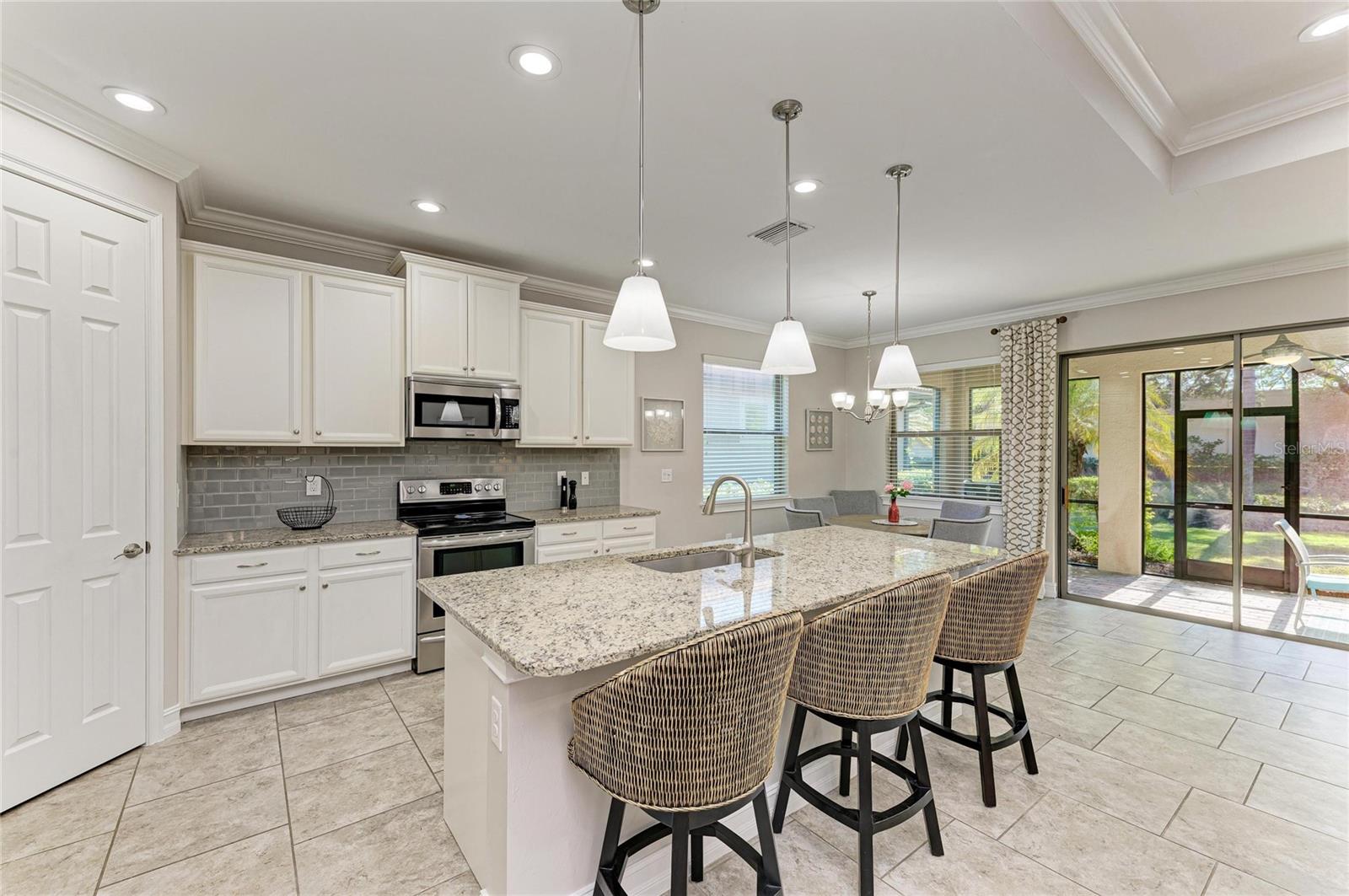 131 MARAVIYA BLVD, NOKOMIS, FL — photo 24