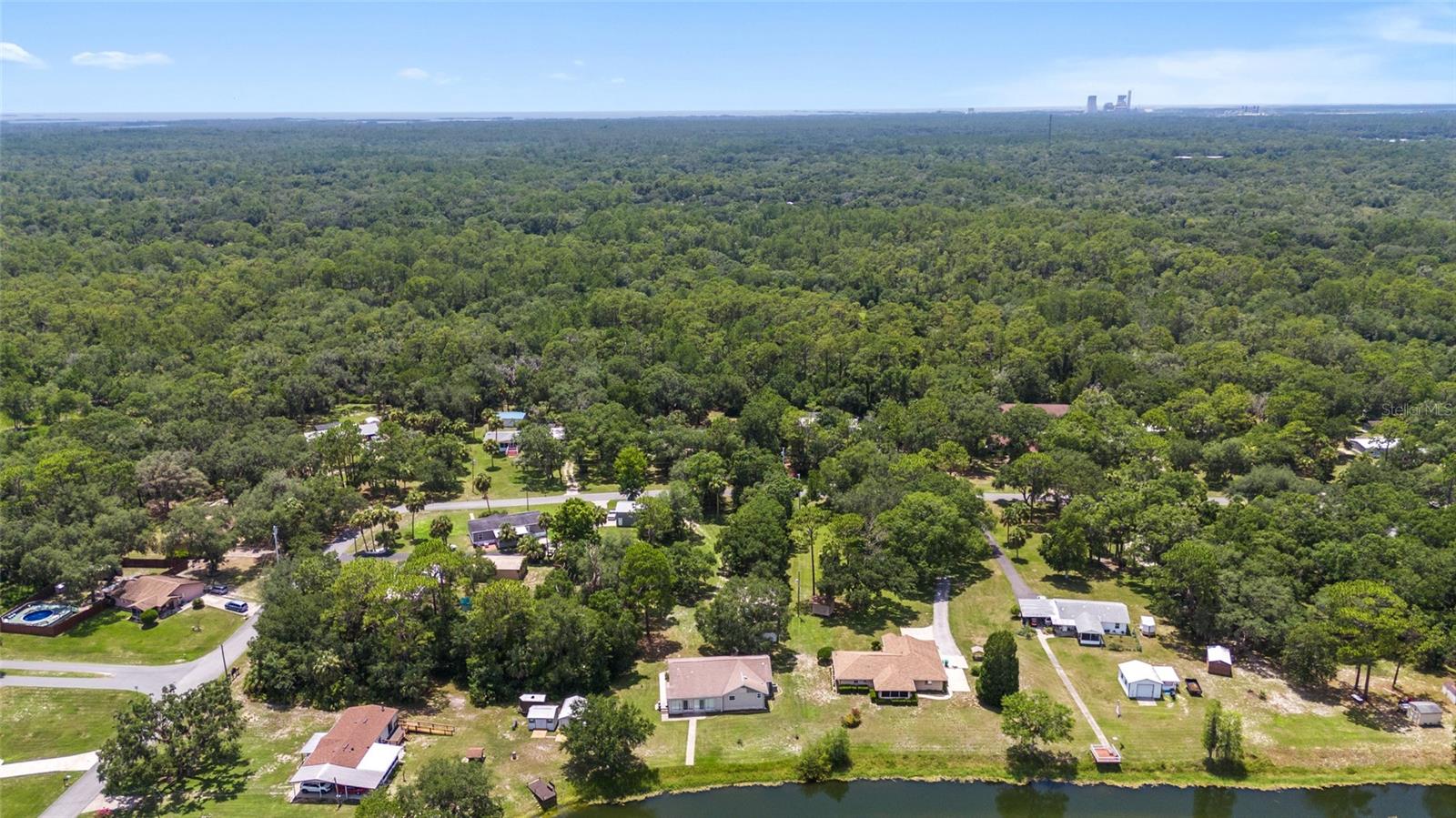 10220 W PAMONDEHO CIR, CRYSTAL RIVER, FL — photo 45