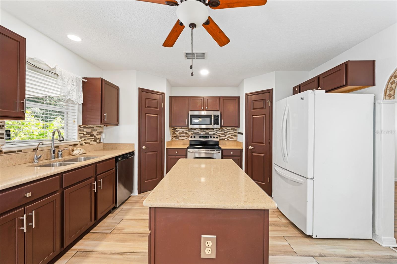 31834 PARKDALE, LEESBURG, FL — photo 9