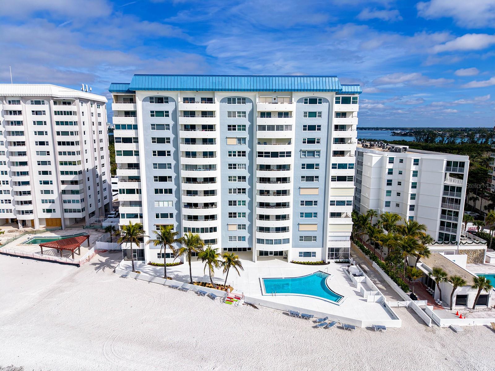 1750 BENJAMIN FRANKLIN DR #9F, SARASOTA, FL — photo 2