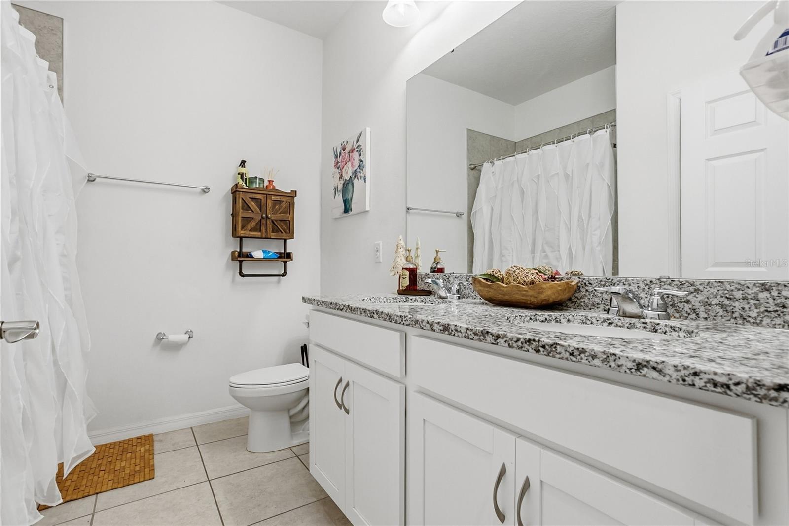 24409 SUNNYS HALO WAY, SORRENTO, FL — photo 30