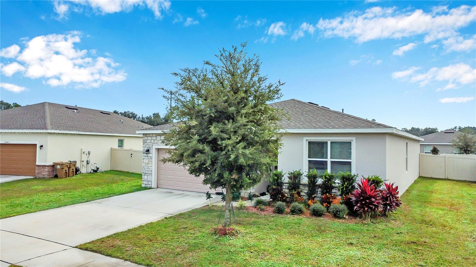 24409 SUNNYS HALO WAY, SORRENTO, FL — photo 51