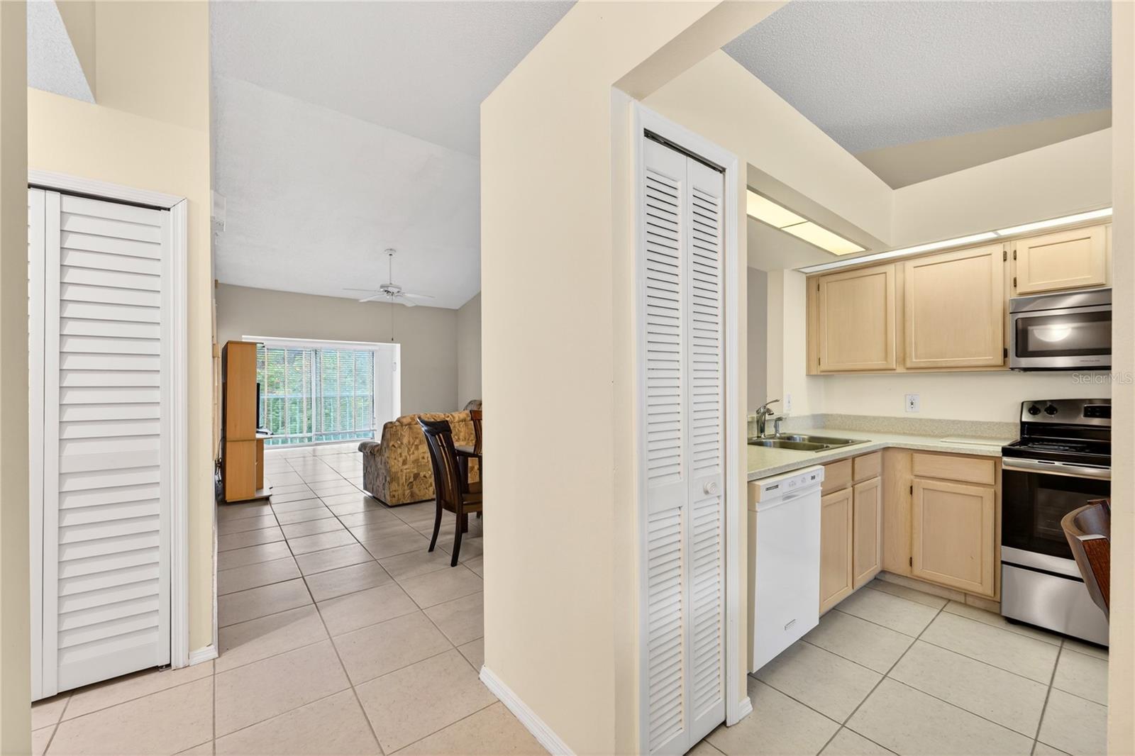 13917 TIMBERLAND DR #201, ORLANDO, FL — photo 5