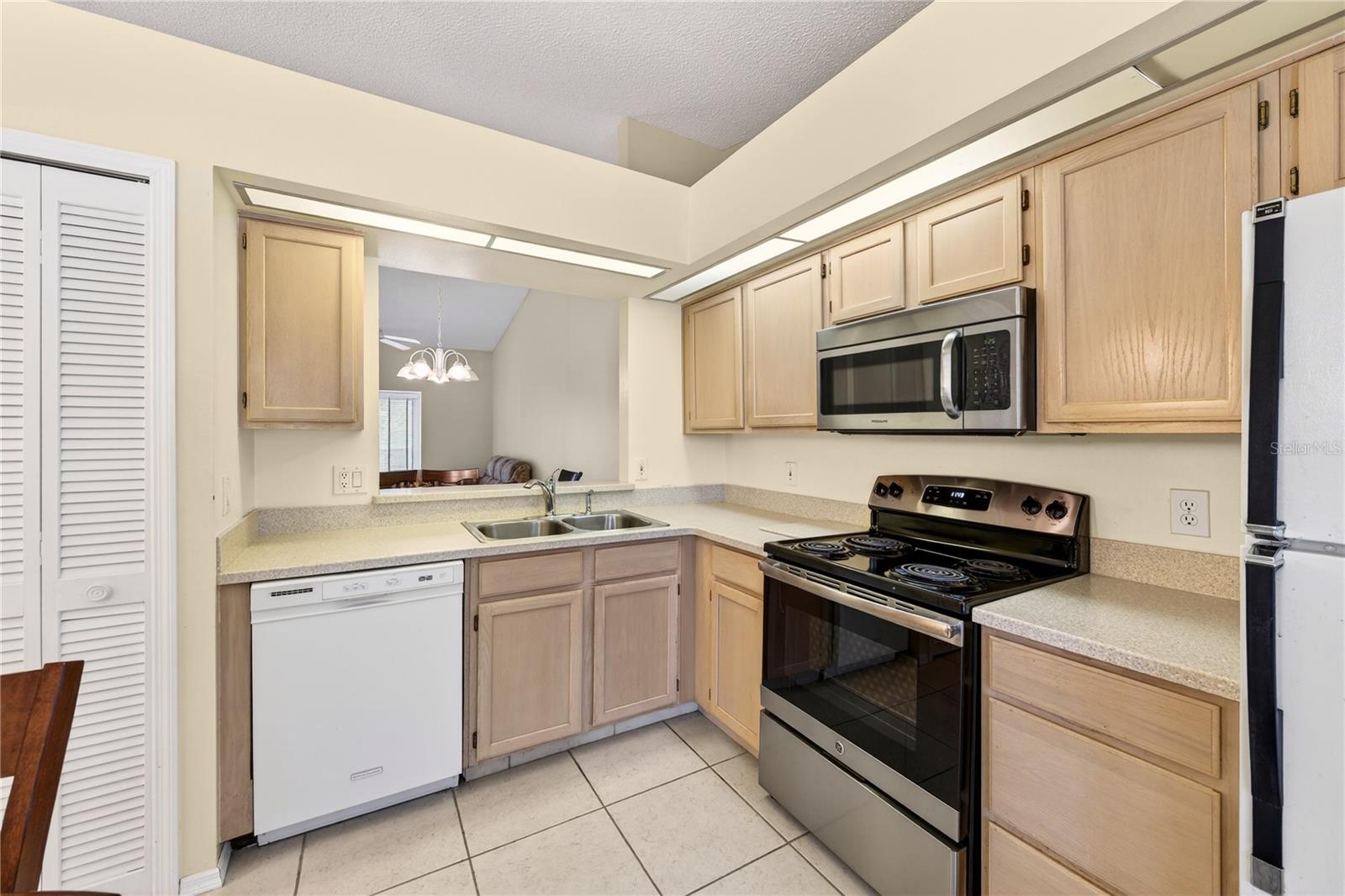 13917 TIMBERLAND DR #201, ORLANDO, FL — photo 8