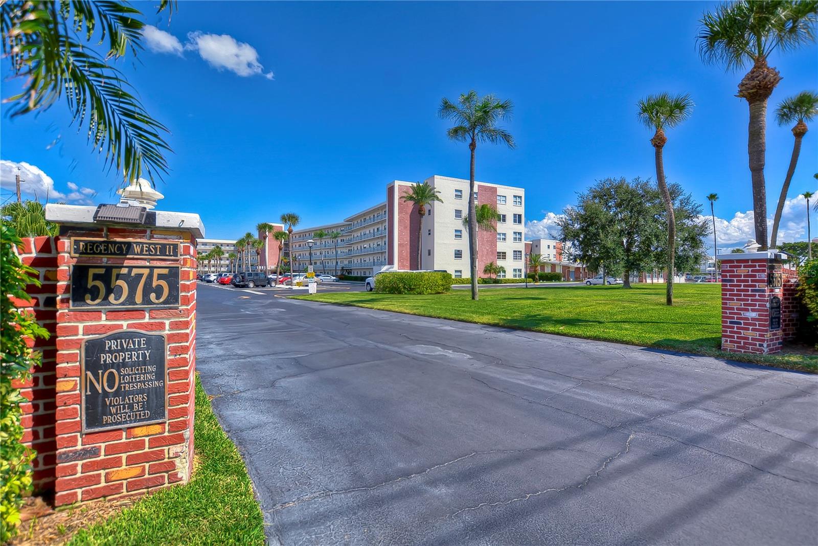5575 GULF BLVD #323, ST PETE BEACH, FL — photo 2