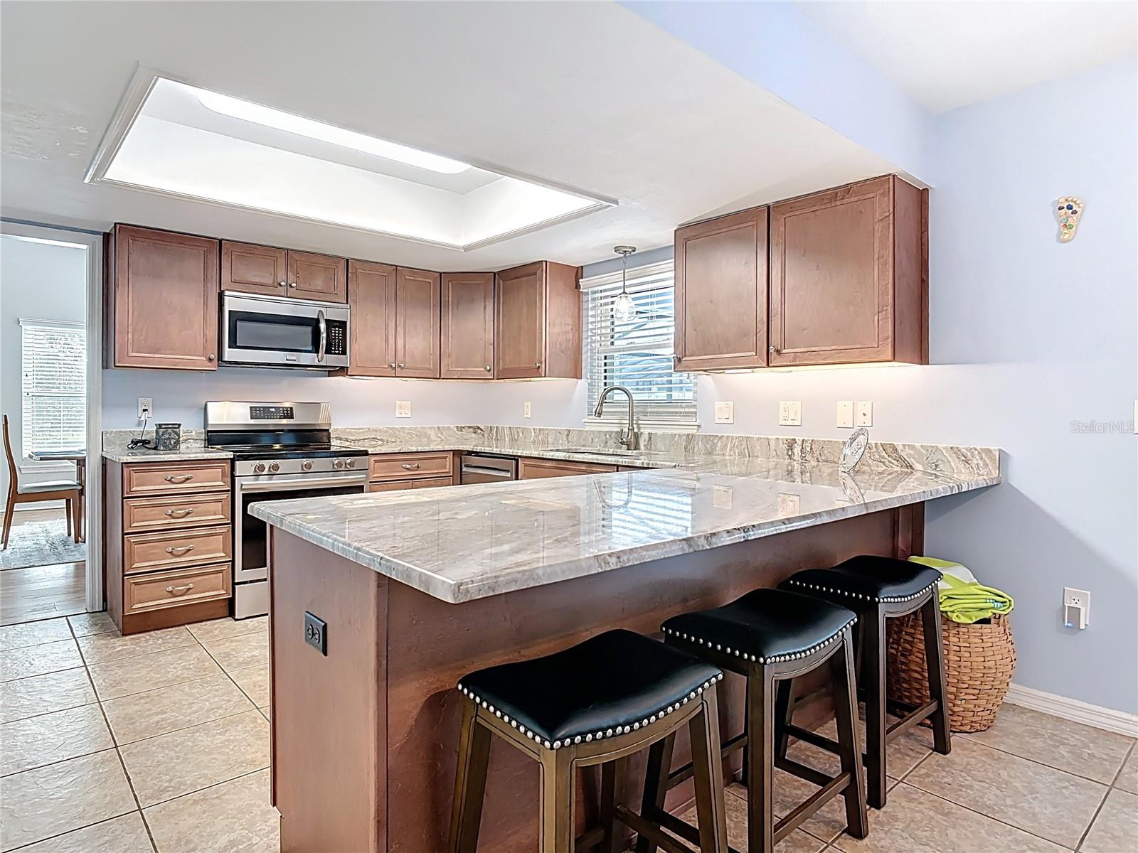 1807 VIRGINIA CT, TAVARES, FL — photo 15