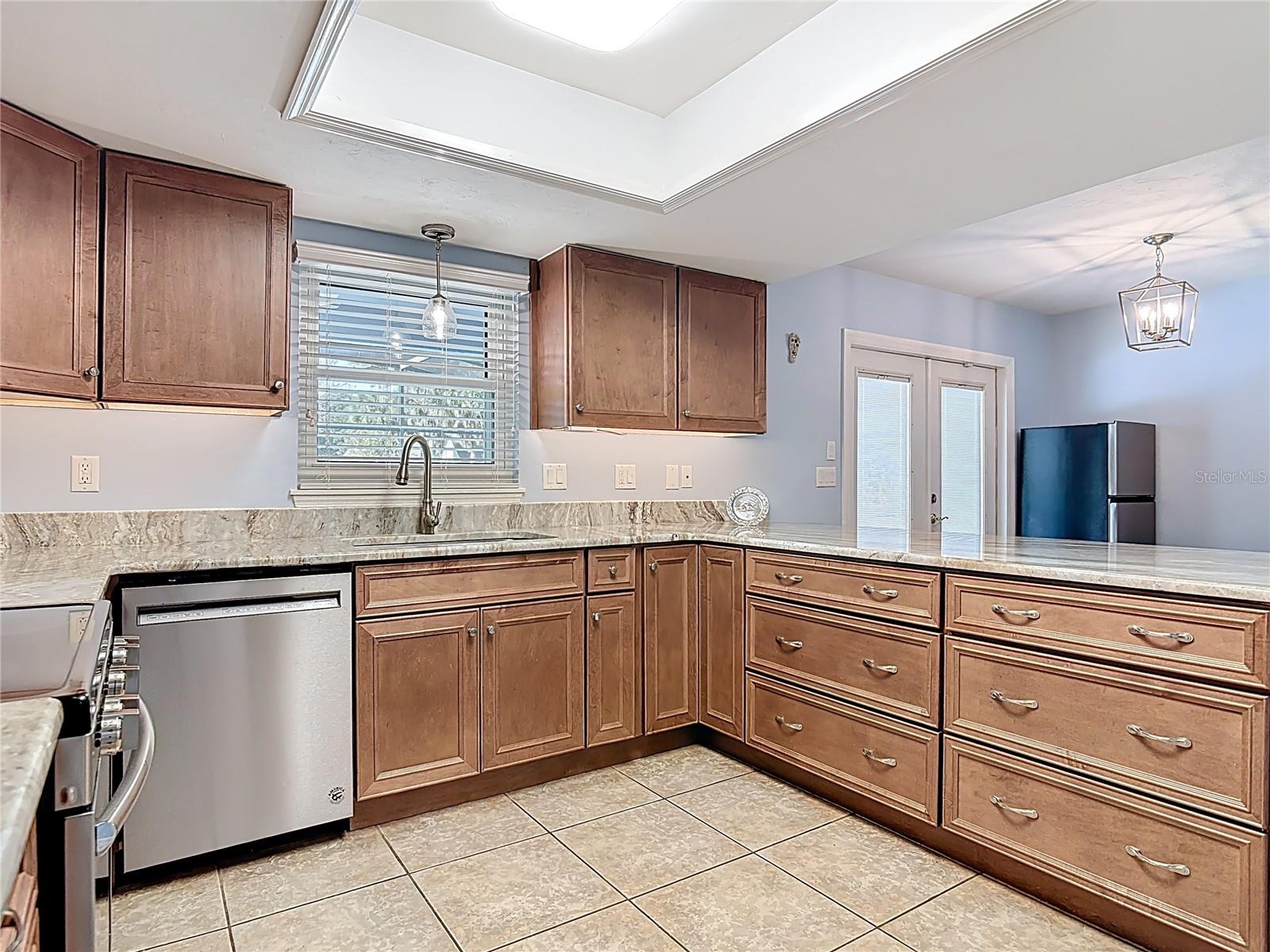 1807 VIRGINIA CT, TAVARES, FL — photo 21