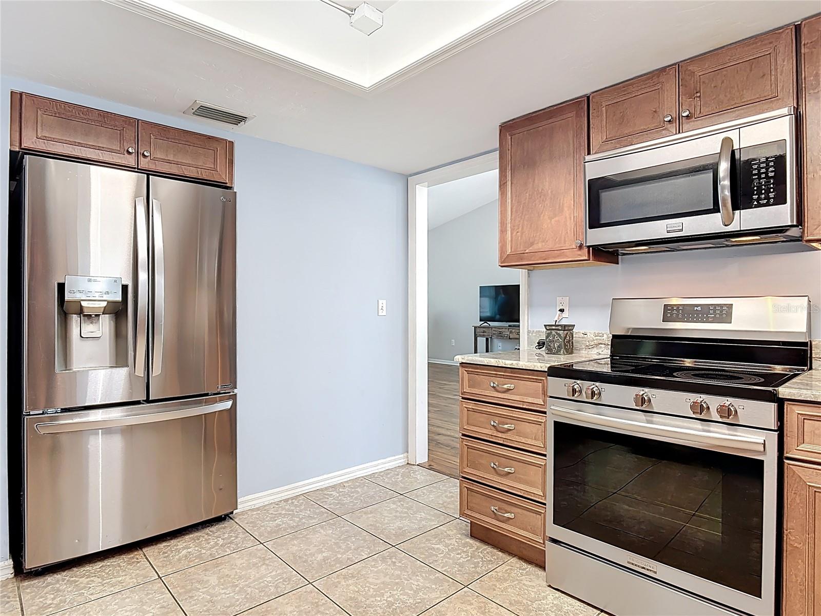 1807 VIRGINIA CT, TAVARES, FL — photo 24