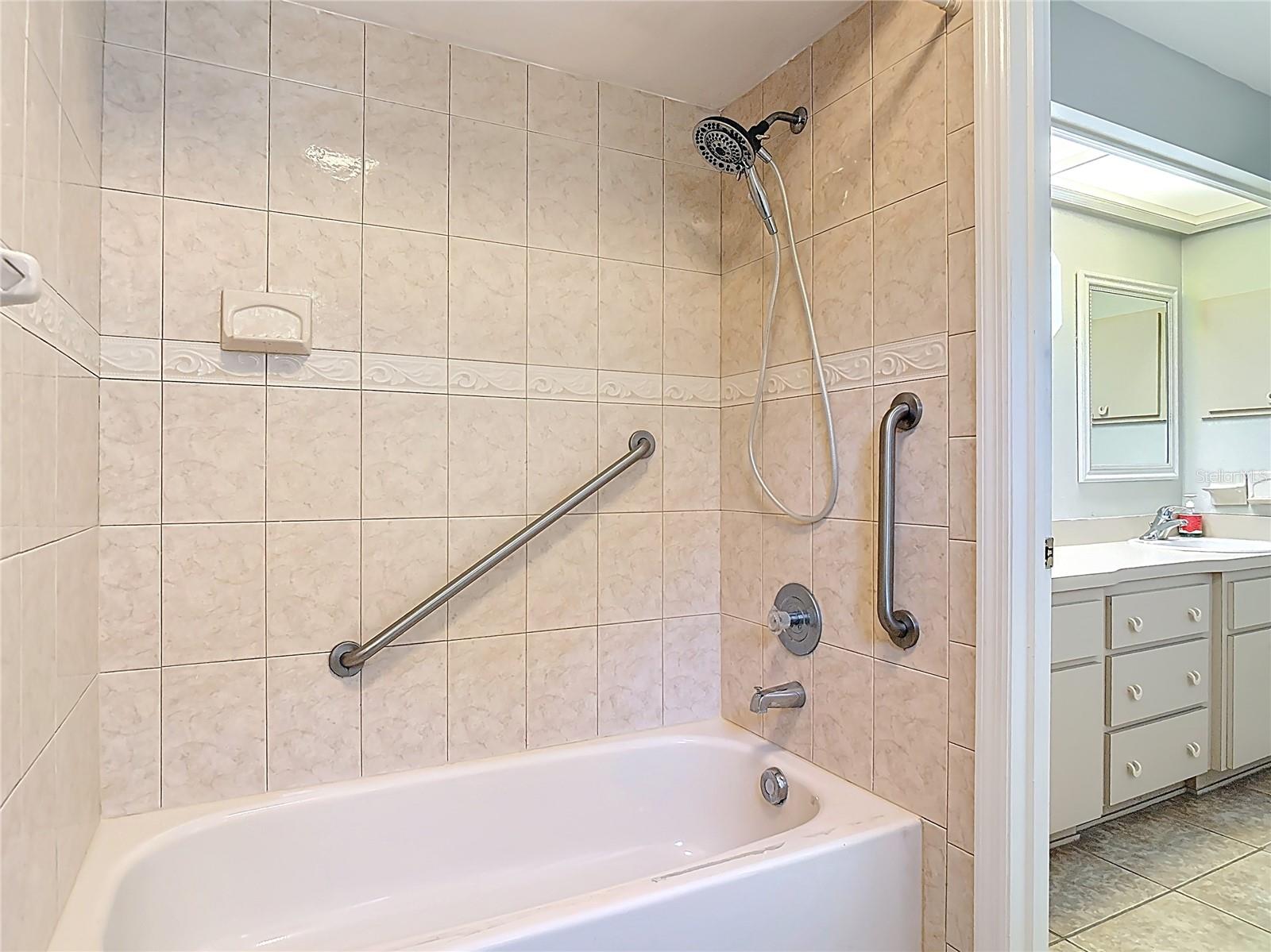 1807 VIRGINIA CT, TAVARES, FL — photo 59