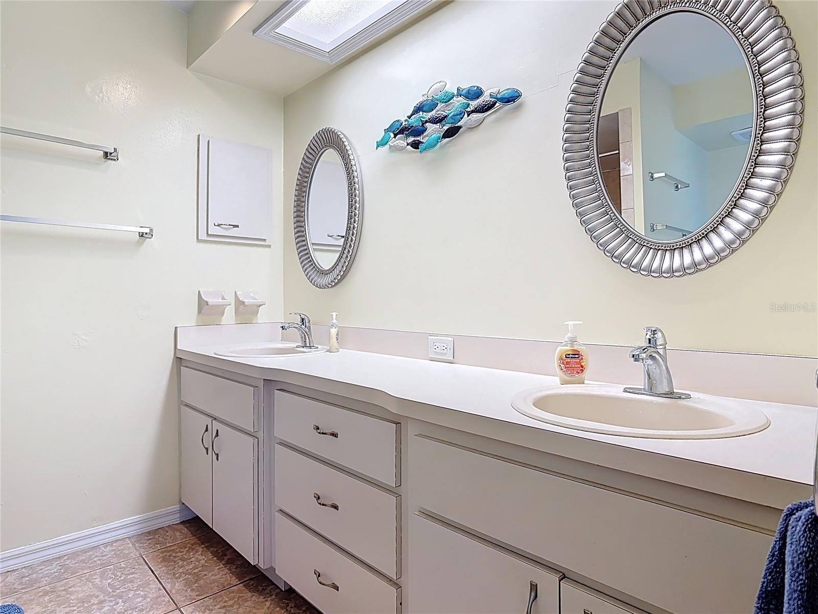 1807 VIRGINIA CT, TAVARES, FL — photo 73