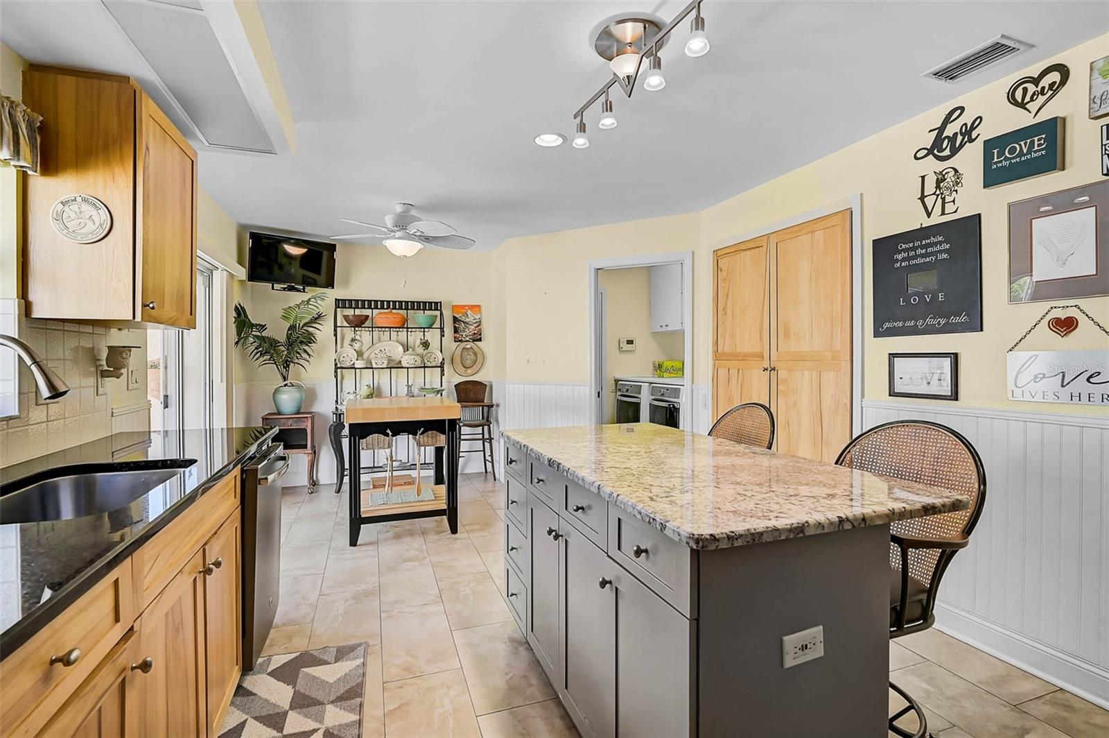 4041 MURFIELD DR E, BRADENTON, FL — photo 8
