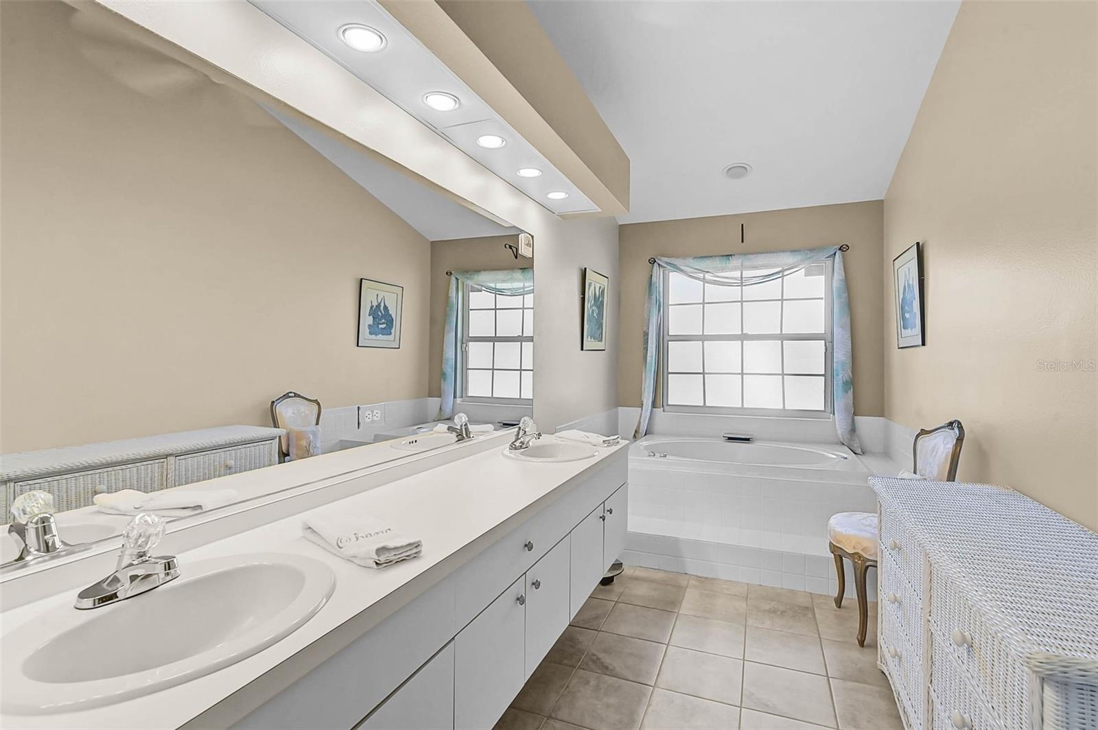 4041 MURFIELD DR E, BRADENTON, FL — photo 17