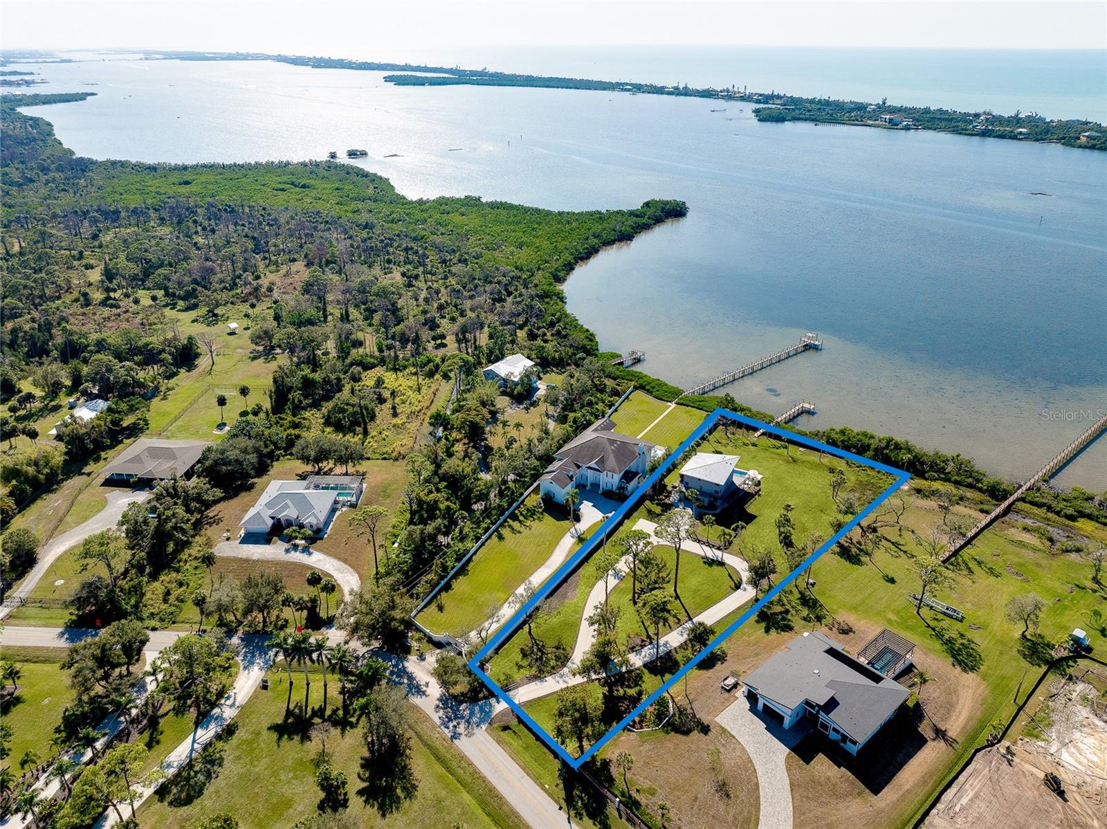 1089 BAYSHORE DR, ENGLEWOOD, FL
