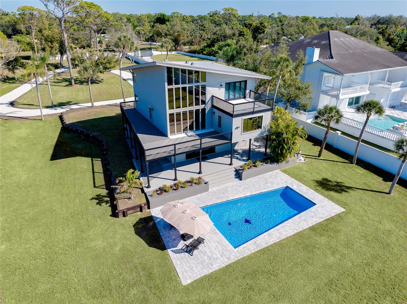 1089 BAYSHORE DR, ENGLEWOOD, FL — photo 2
