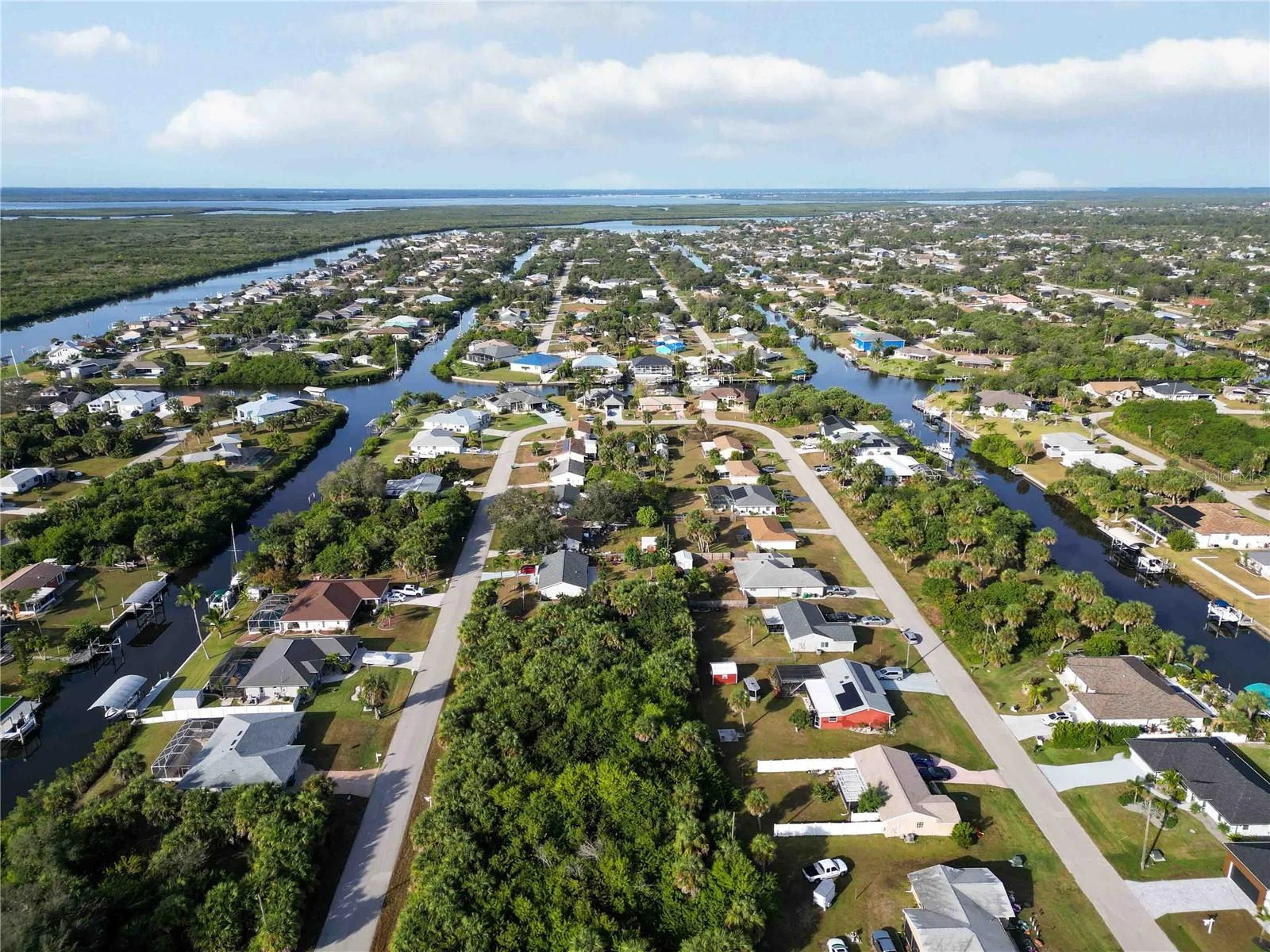 18707 ASHCROFT CIR, PORT CHARLOTTE, FL — photo 19