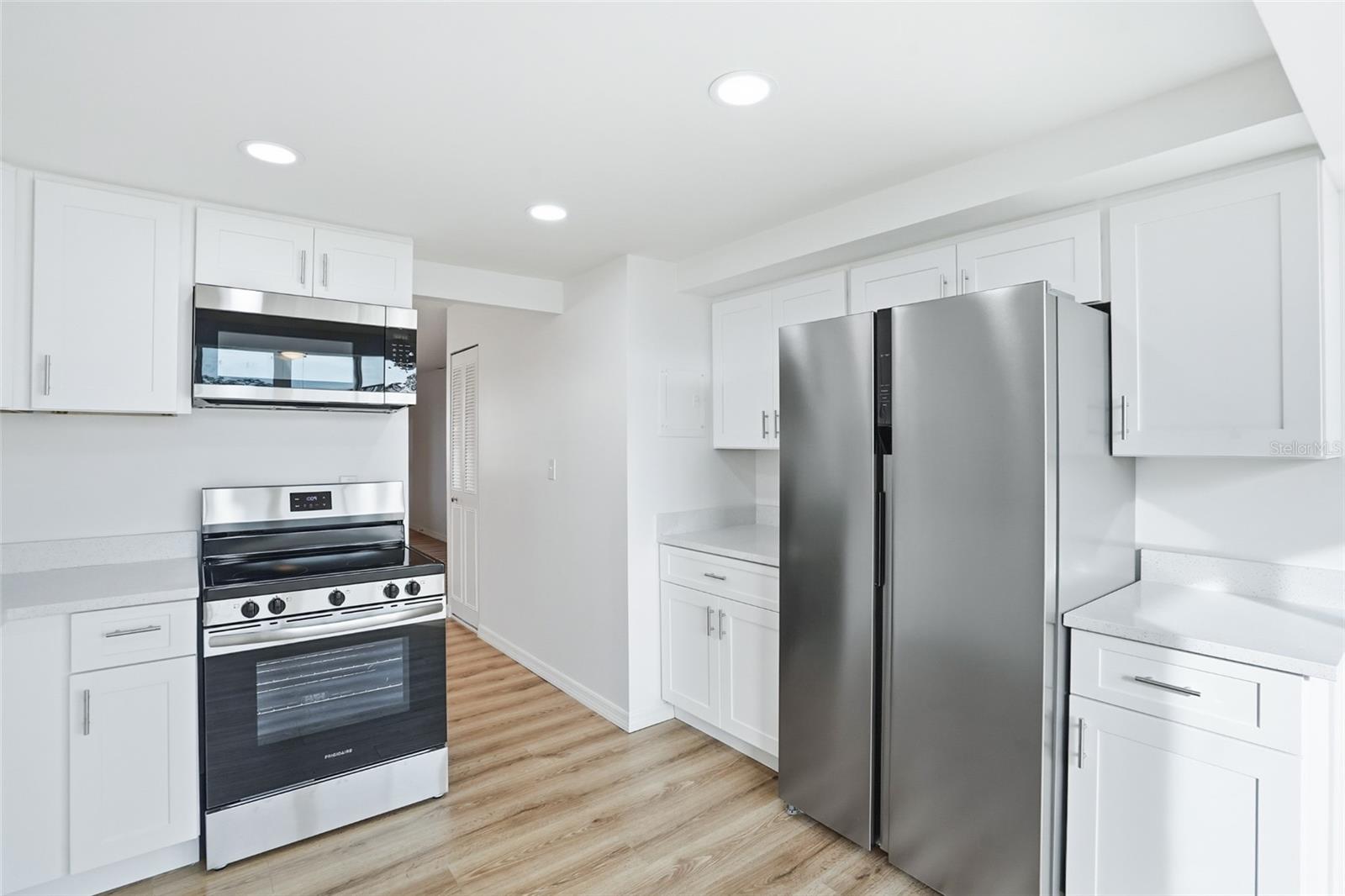 5095 BAY ST NE #210, ST PETERSBURG, FL — photo 9