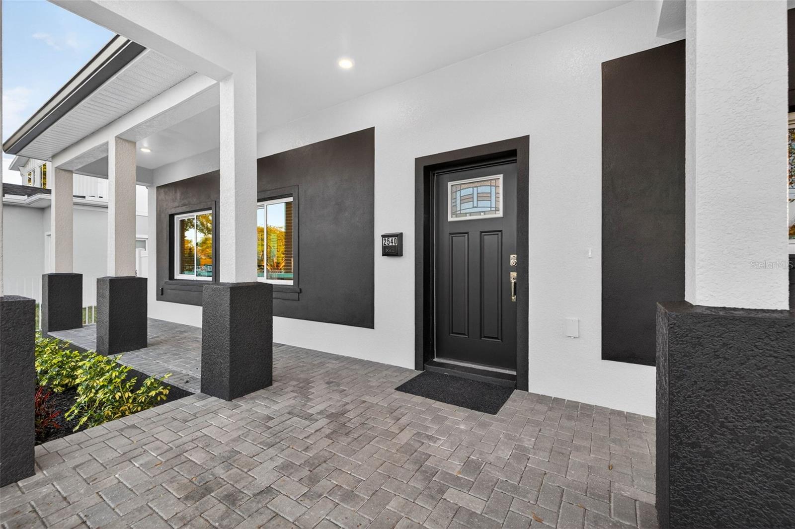 2540 34TH AVE N, ST PETERSBURG, FL — photo 3