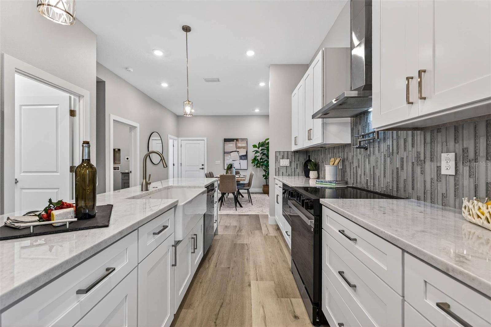 2540 34TH AVE N, ST PETERSBURG, FL — photo 9