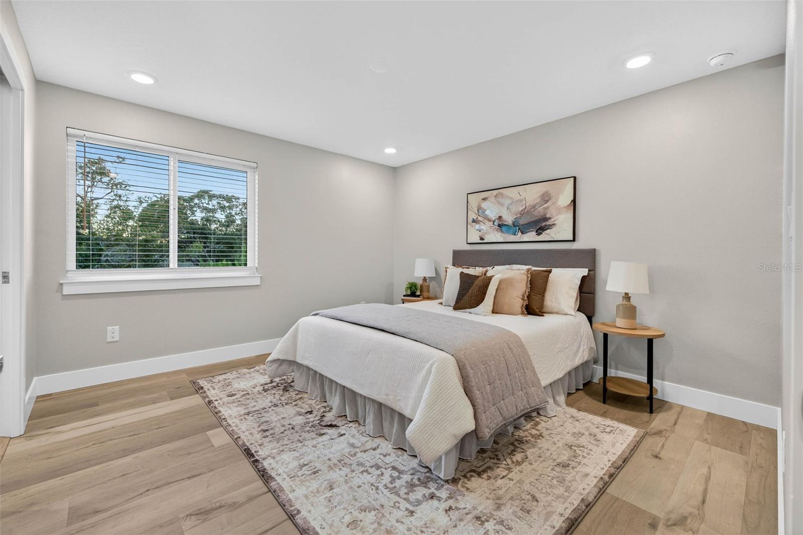 2540 34TH AVE N, ST PETERSBURG, FL — photo 30