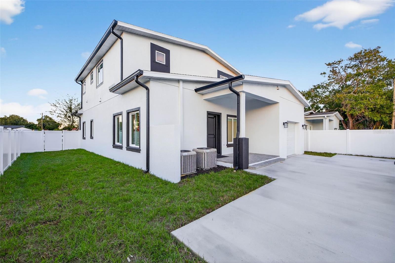 2540 34TH AVE N, ST PETERSBURG, FL — photo 40