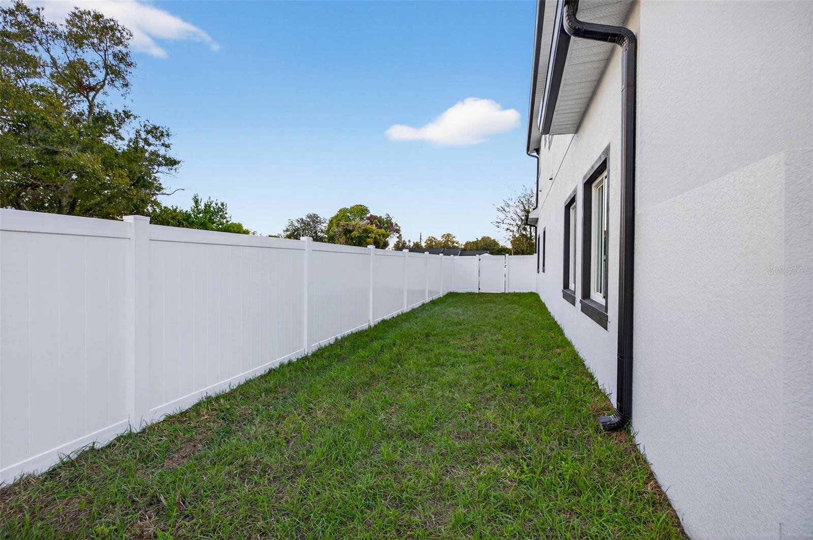 2540 34TH AVE N, ST PETERSBURG, FL — photo 44