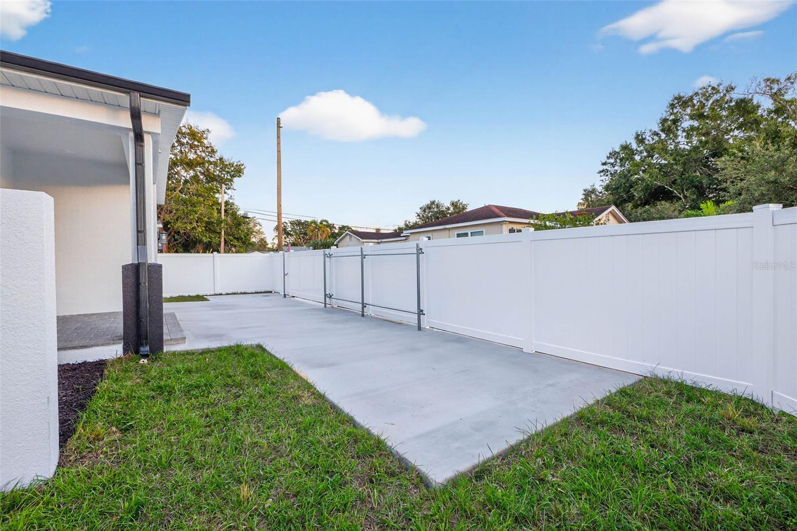 2540 34TH AVE N, ST PETERSBURG, FL — photo 45