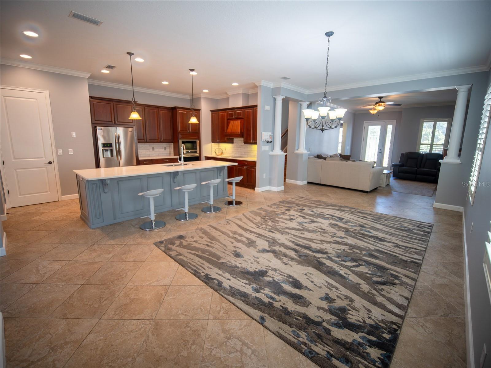 2135 APPALACHEE CIR, TAVARES, FL — photo 2