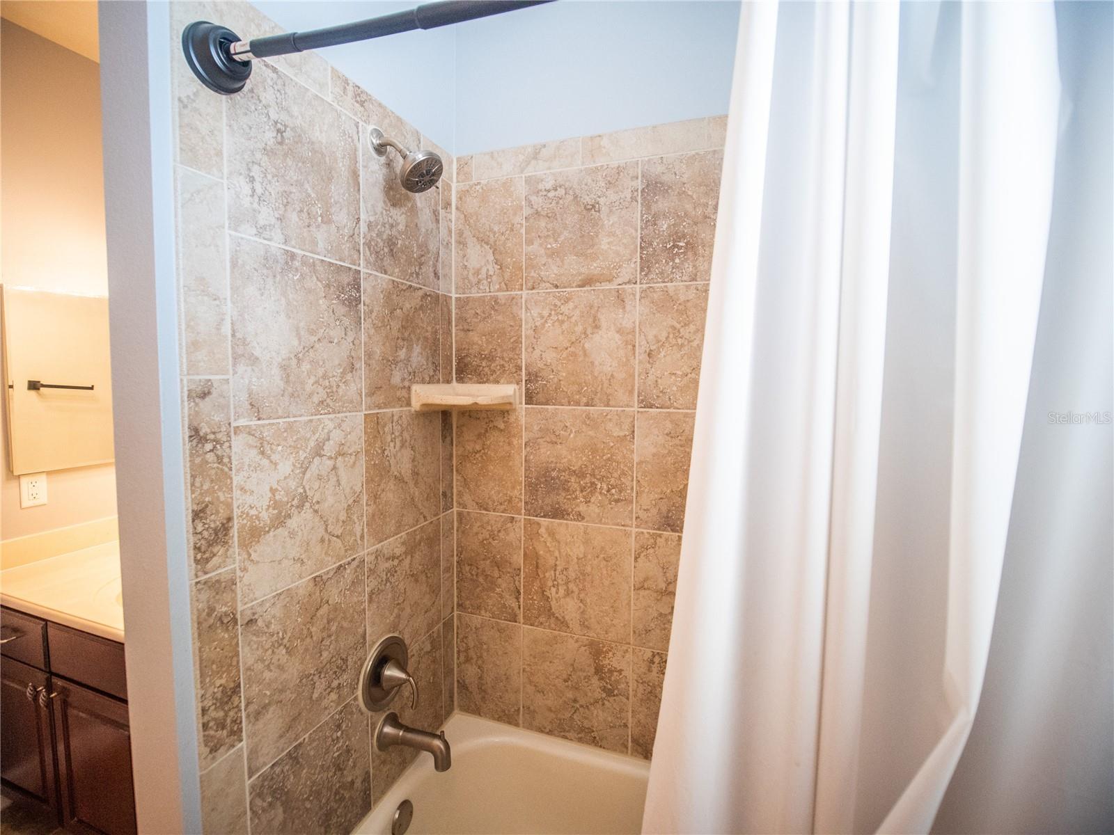 2135 APPALACHEE CIR, TAVARES, FL — photo 40