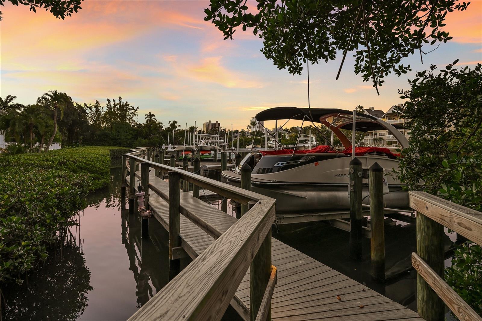 1749 LINCOLN PARK CIR, SARASOTA, FL