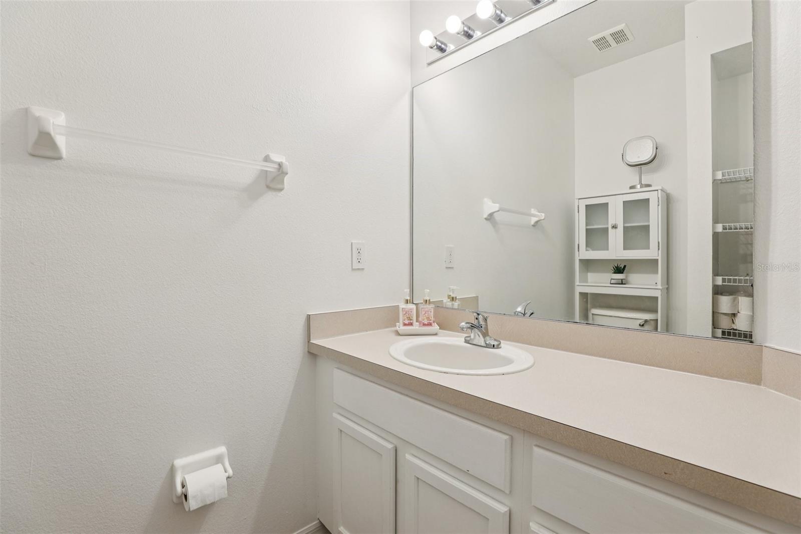 8419 CRYSTAL COVE LOOP, KISSIMMEE, FL — photo 14