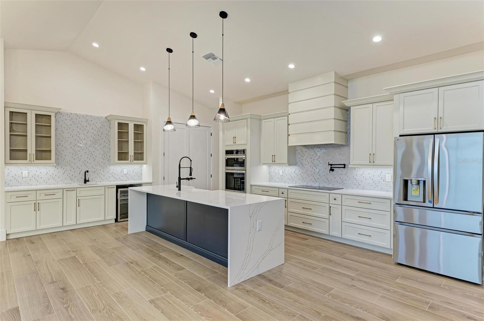 6100 RIVERSIDE DR, PUNTA GORDA, FL — photo 17