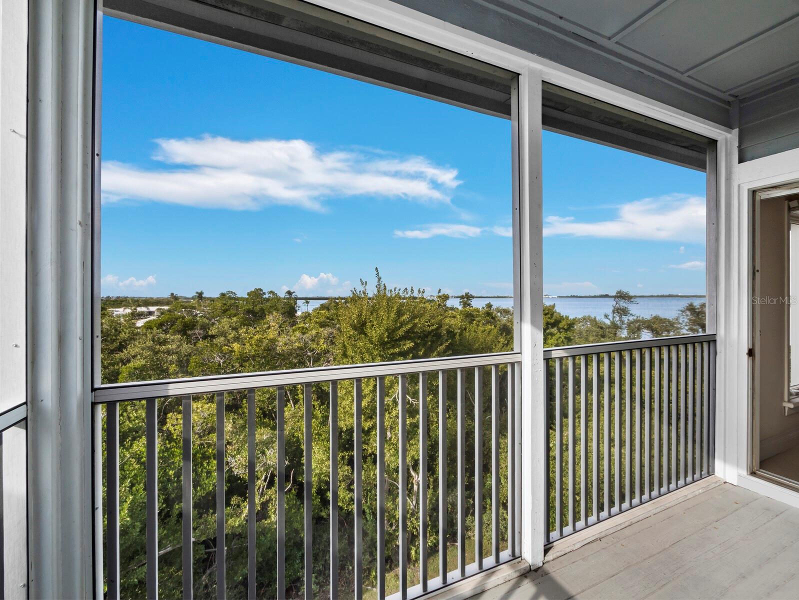 836 EVERGREEN WAY, LONGBOAT KEY, FL — photo 33